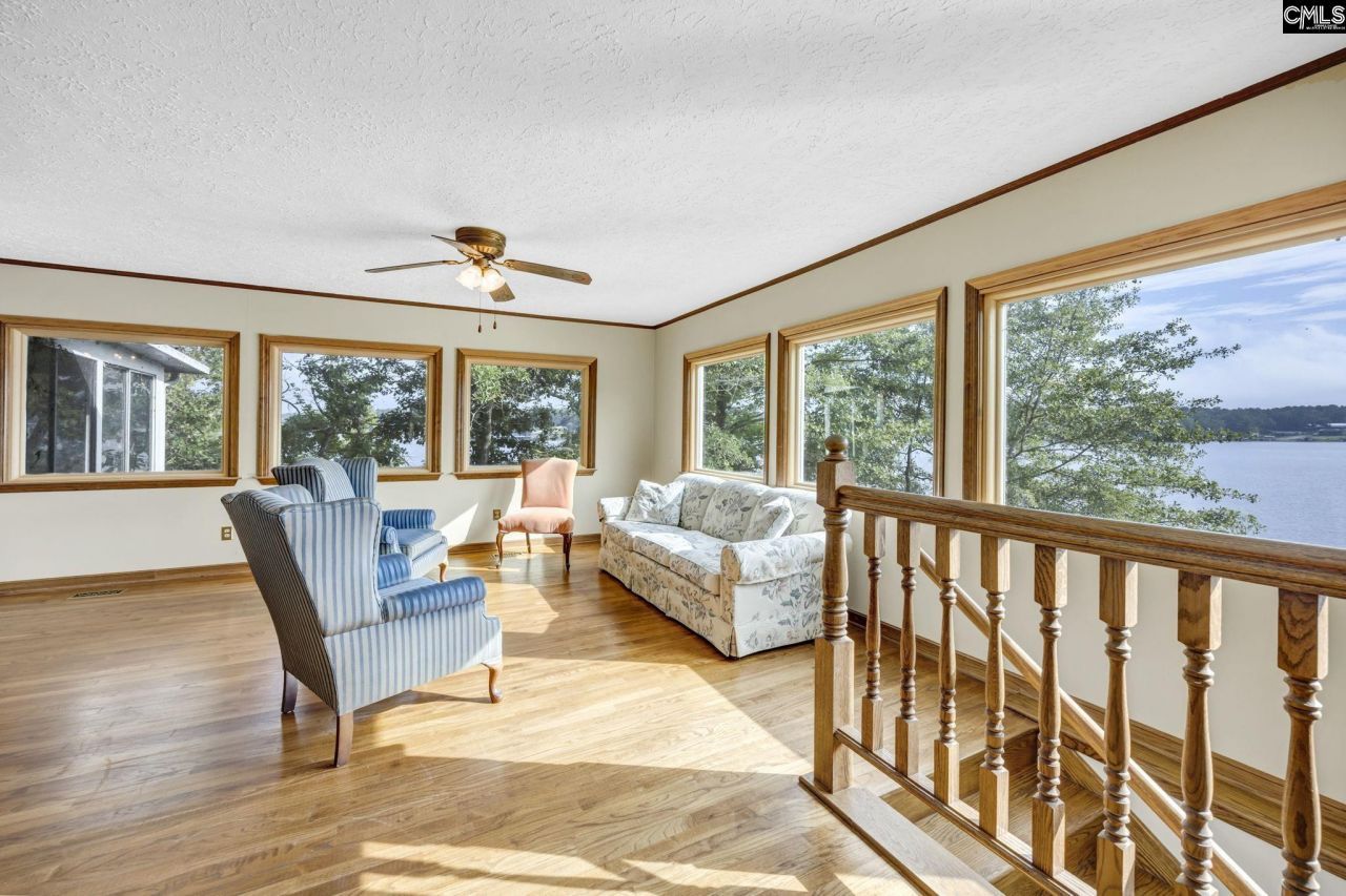 1706 Gold Nugget Point Photo 29