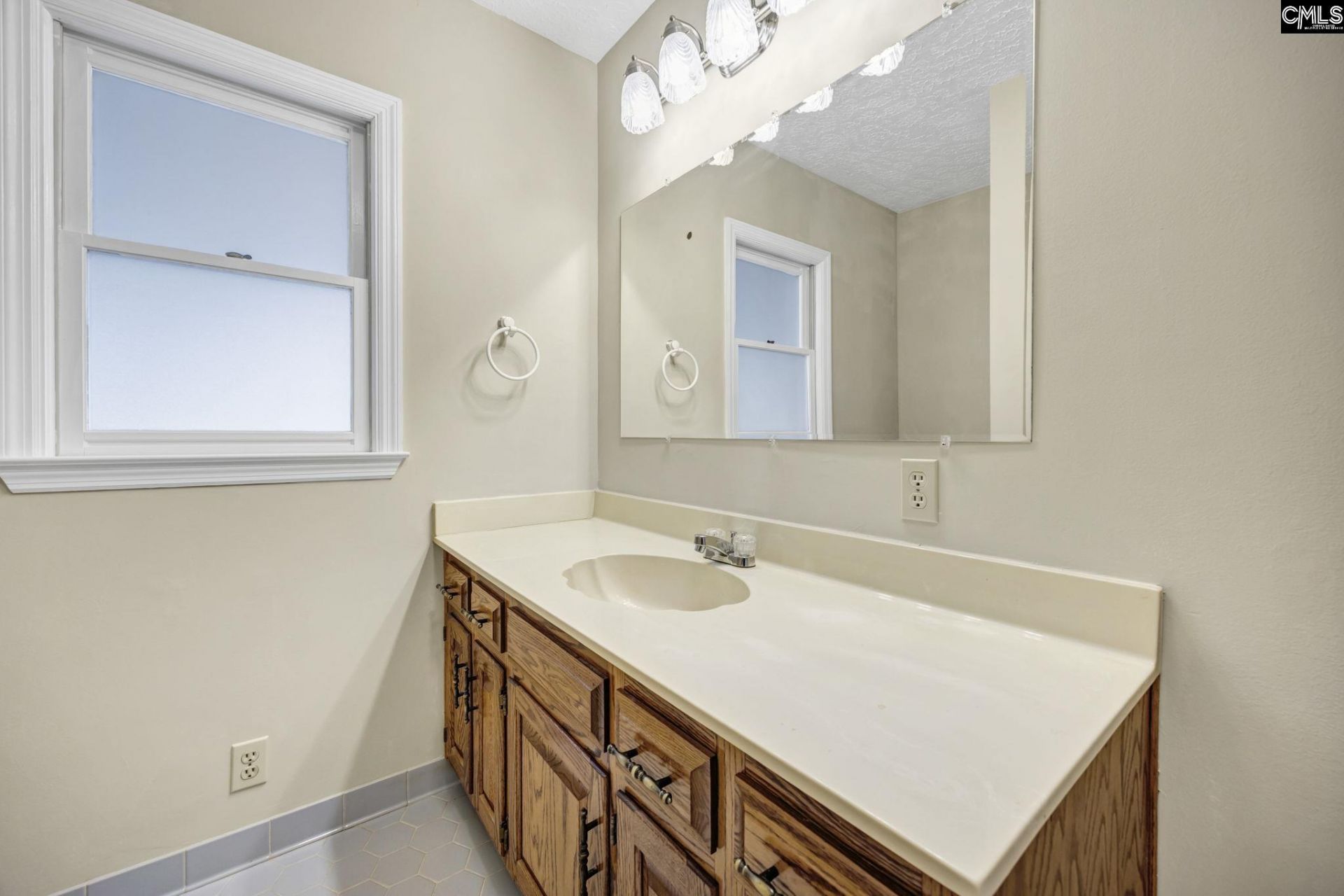 1706 Gold Nugget Point Photo 49