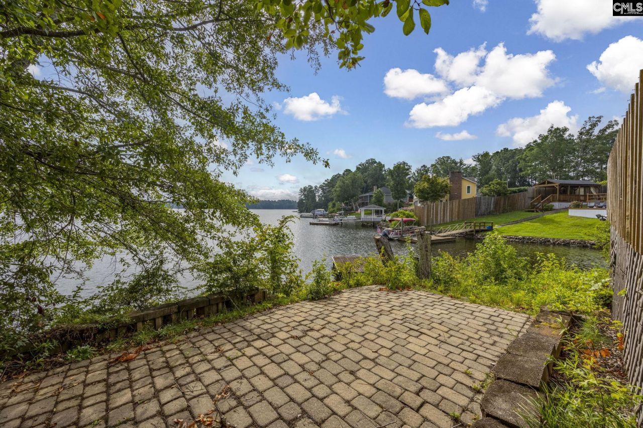 1706 Gold Nugget Point Photo 5