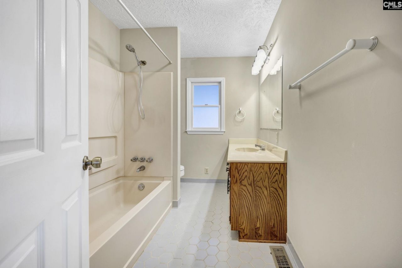 1706 Gold Nugget Point Photo 53