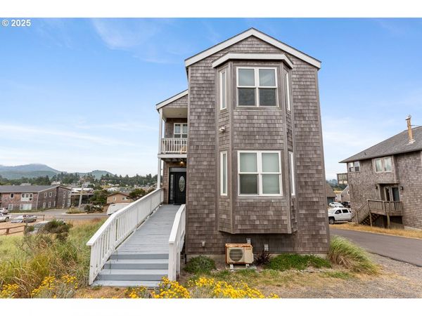 35100 SUNSET DR, Pacific City, OR 97135
