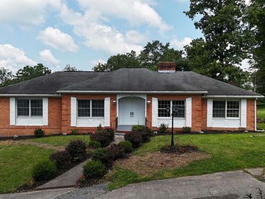 33 Elephant Walk, Fairmont, WV 26554