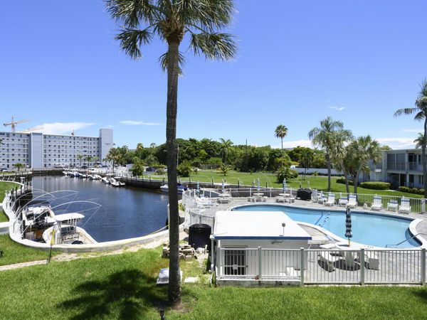 1445 SE 15th Court, Unit 203, Deerfield Beach, FL 33441