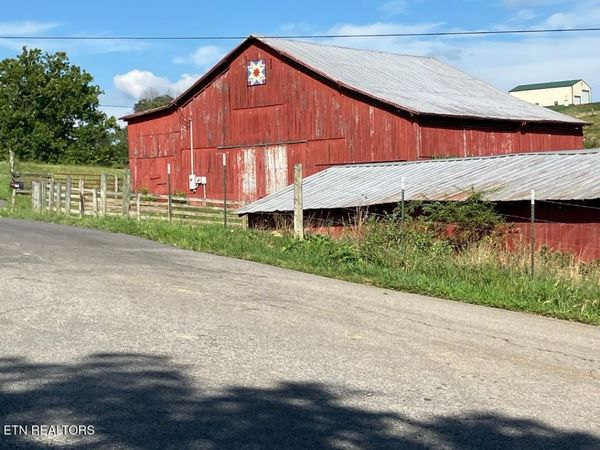 3200 Milburnton Rd, Limestone, TN 37681