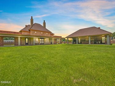 1042 Fontelieu Road, St. Martinville, LA 70582