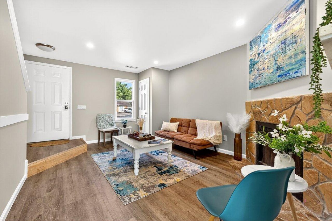 154 Rahway Road Photo 2