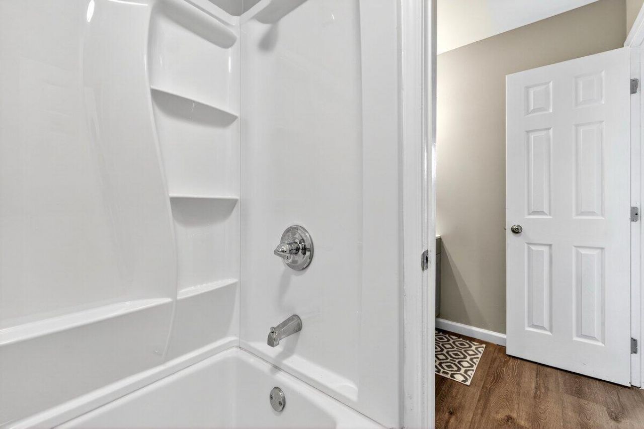 154 Rahway Road Photo 22