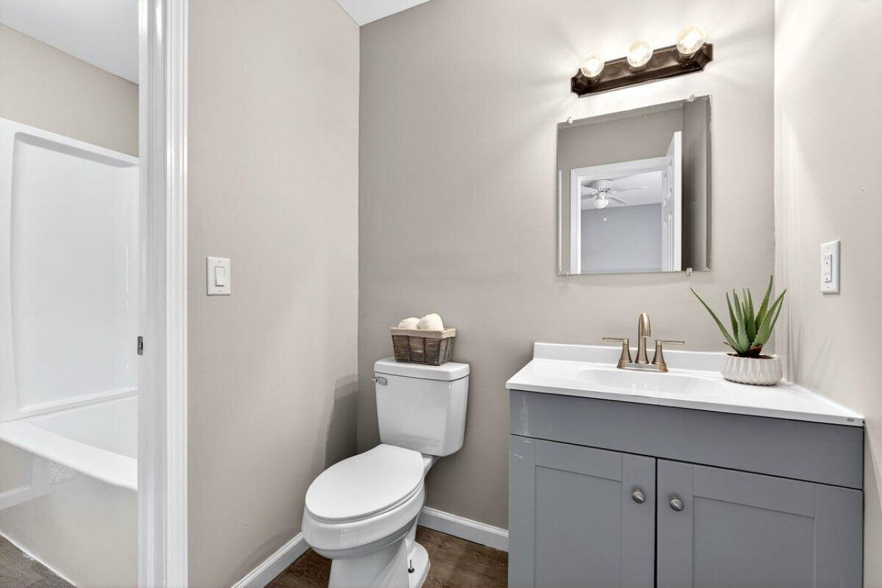 154 Rahway Road Photo 23