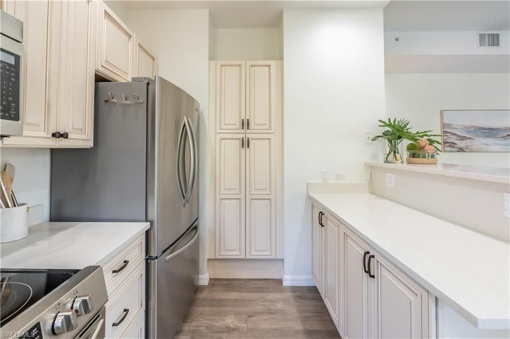 651 10th Ave S, Unit C651, Naples, FL 34102 Photo