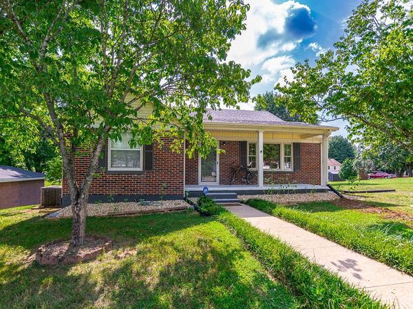 801 2nd Ave, Fayetteville, TN 37334
