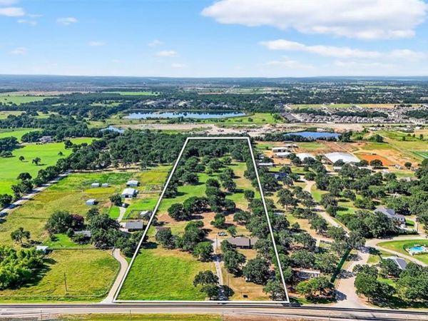 616 Spring Hill Road, Aubrey, TX 76227