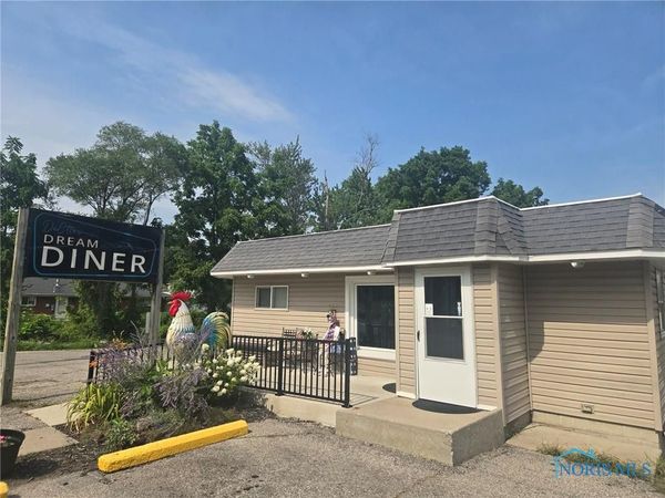 417 S Main Street, Swanton, OH 43558