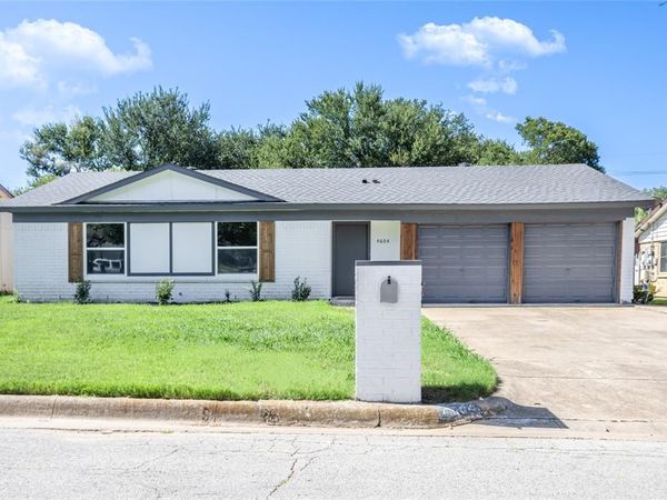 4604 Parkwood Drive, Forest Hill, TX 76140