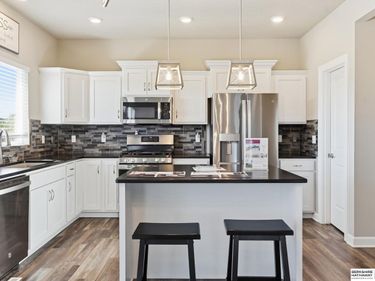 9307 S 177th Street, Omaha, NE 68136