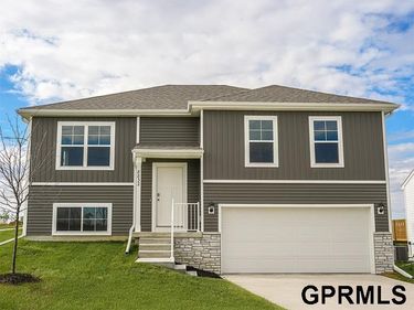 13623 Whitmore Street, Omaha, NE 68142