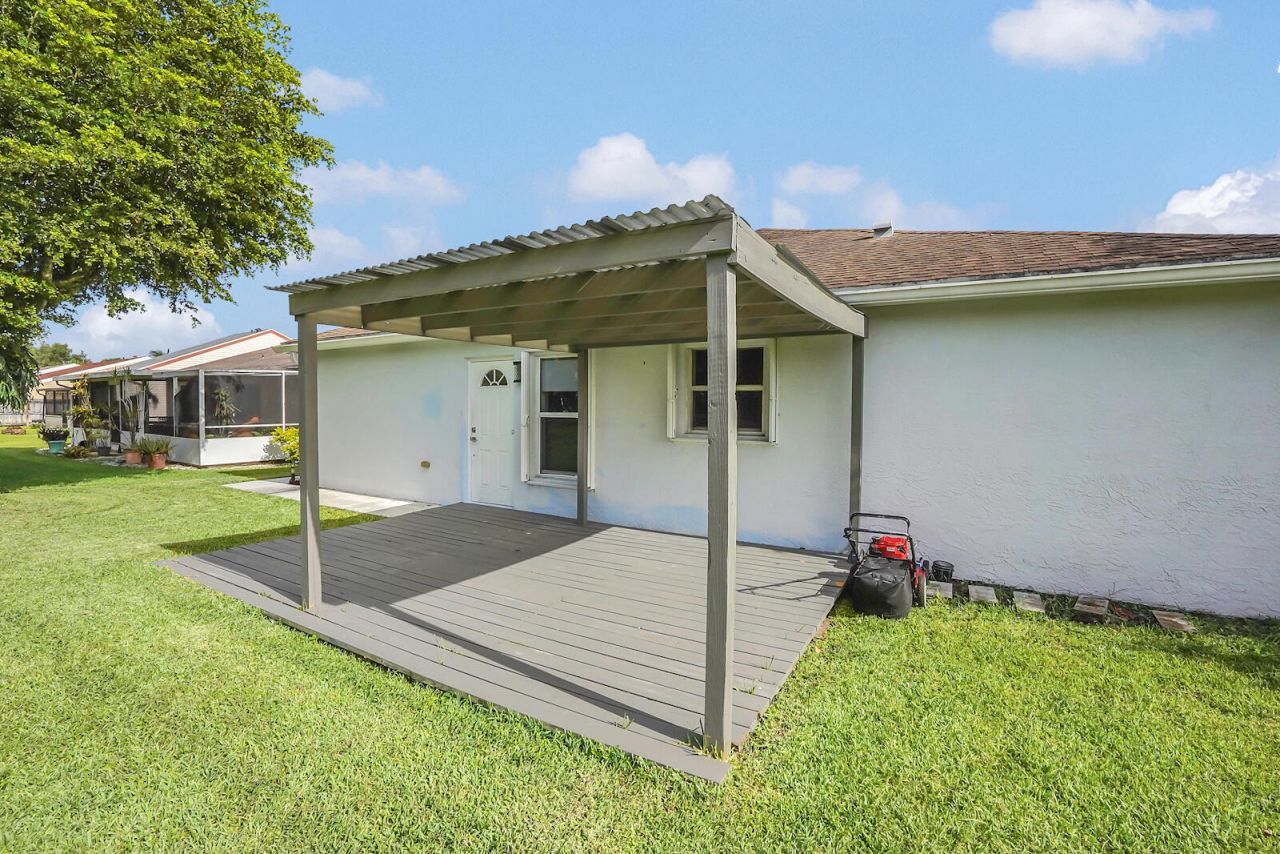 7739 Canal Drive, Lake Worth, FL 33467 Photo