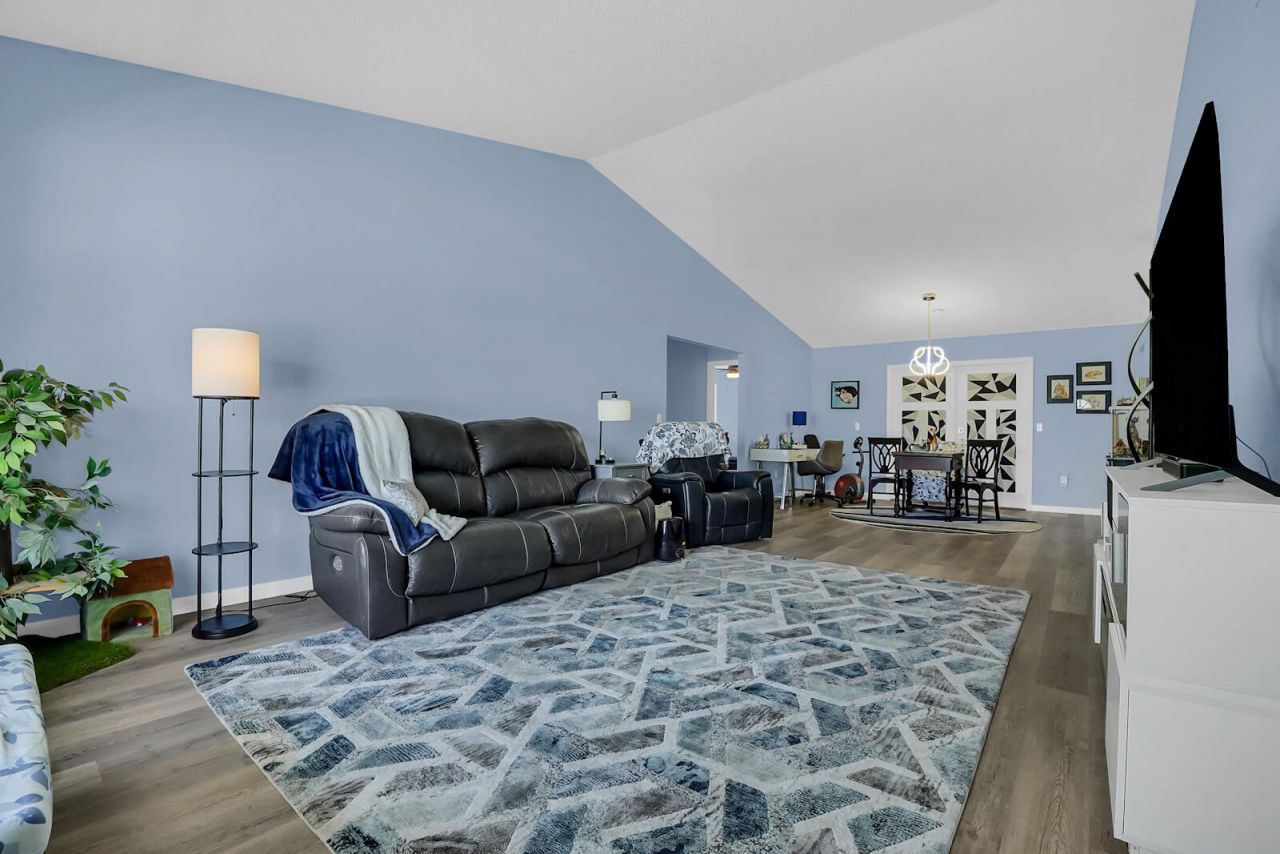 7739 Canal Drive, Lake Worth, FL 33467 Photo