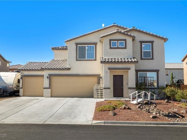 3821 E Summit Avenue, Pahrump, NV 89061