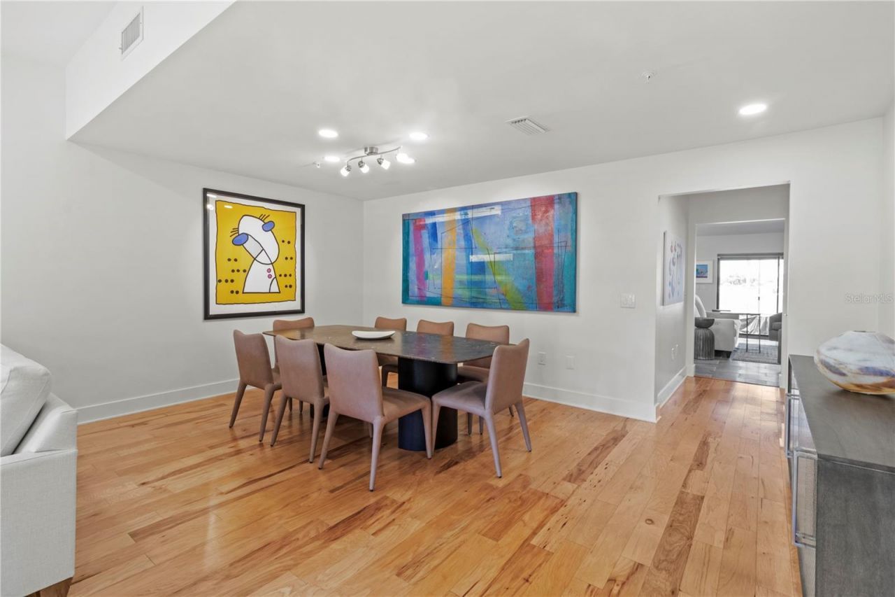 2377 Harbour Oaks Drive, Longboat Key, FL 34228 Photo