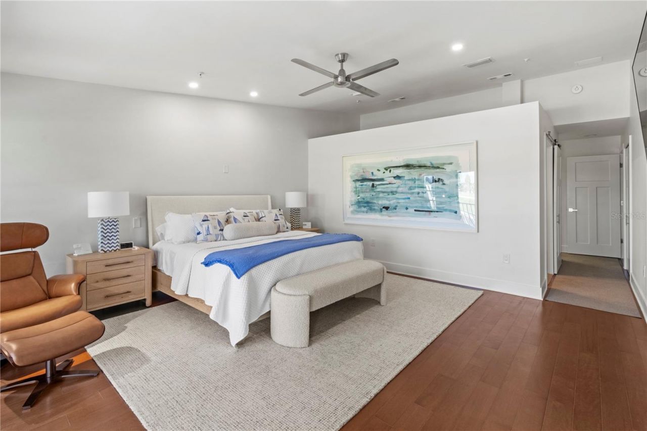 2377 Harbour Oaks Drive, Longboat Key, FL 34228 Photo