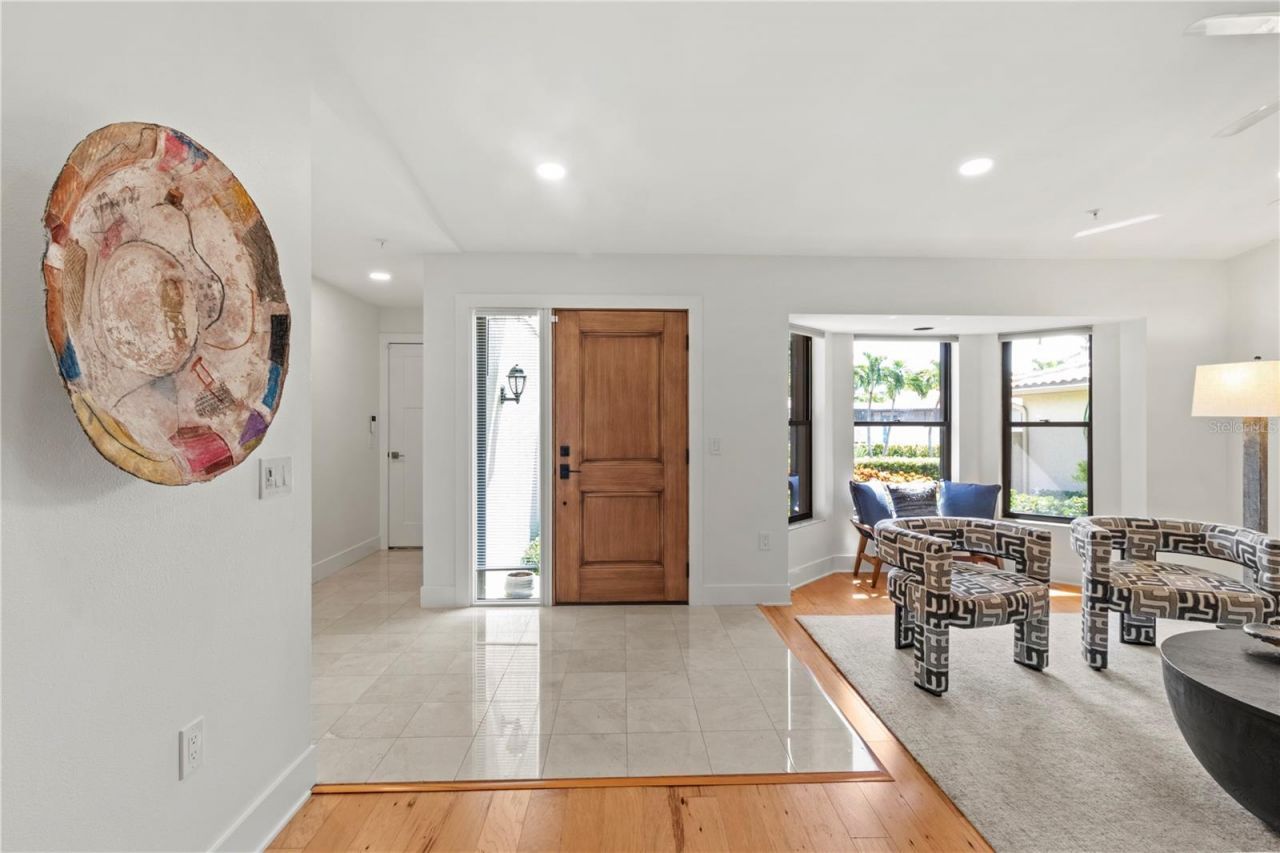 2377 Harbour Oaks Drive, Longboat Key, FL 34228 Photo