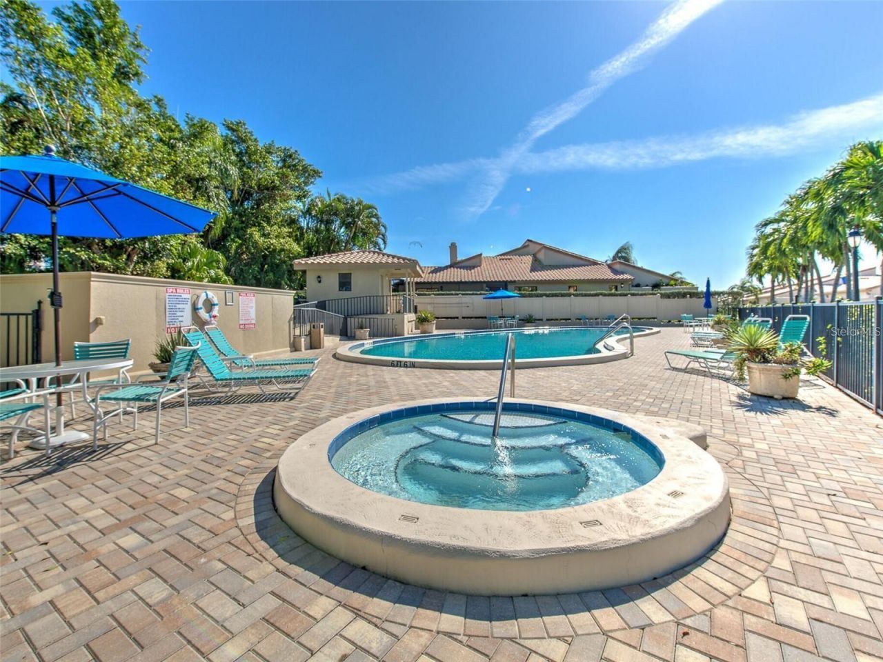 2377 Harbour Oaks Drive, Longboat Key, FL 34228 Photo