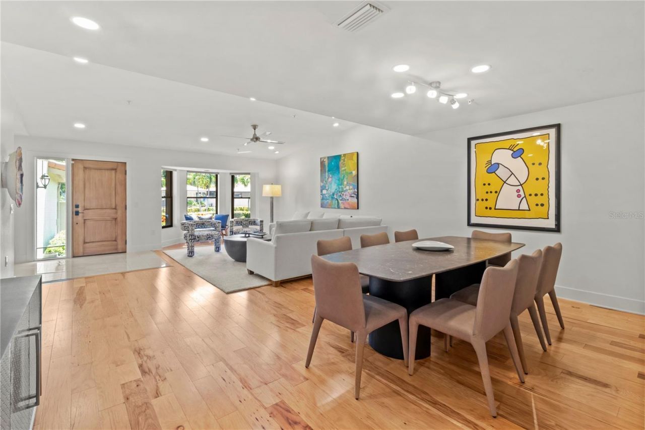 2377 Harbour Oaks Drive, Longboat Key, FL 34228 Photo