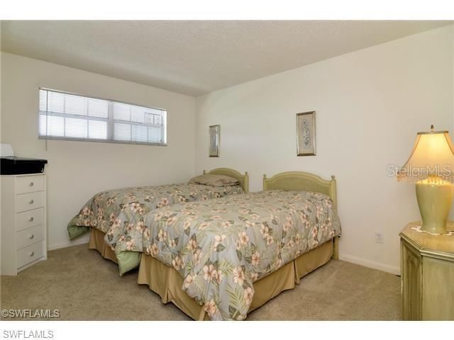 1900 Alamanda Drive, Unit 305, Naples, FL 34102 Photo