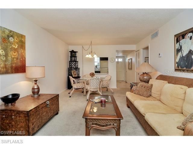 1900 Alamanda Drive, Unit 305, Naples, FL 34102 Photo