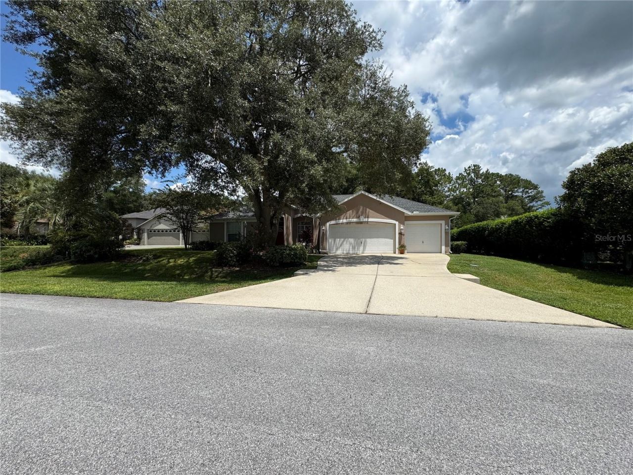 8943 SW 196th Court, Dunnellon, FL 34432 Main Photo