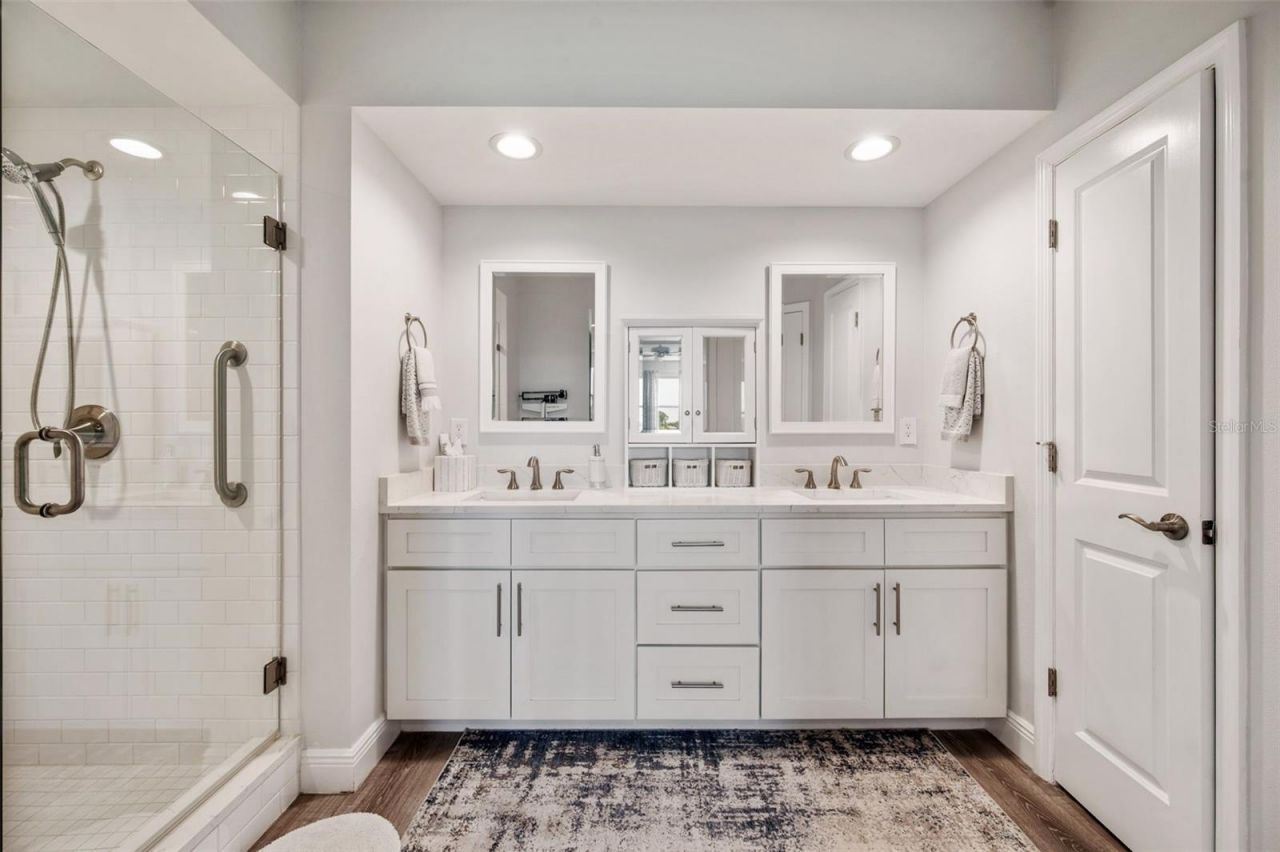 960 Starkey Road, Unit 8206, Largo, FL 33771 Photo