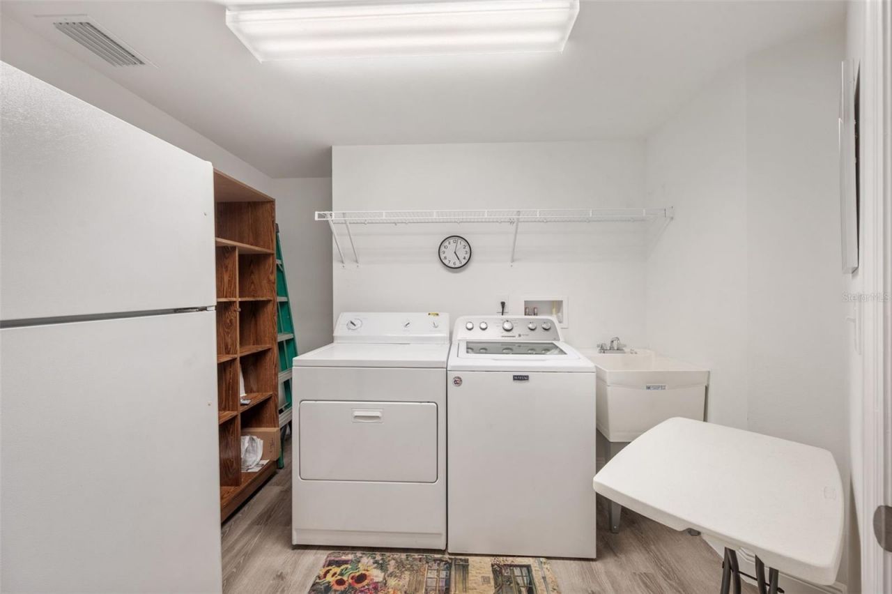 960 Starkey Road, Unit 8206, Largo, FL 33771 Photo