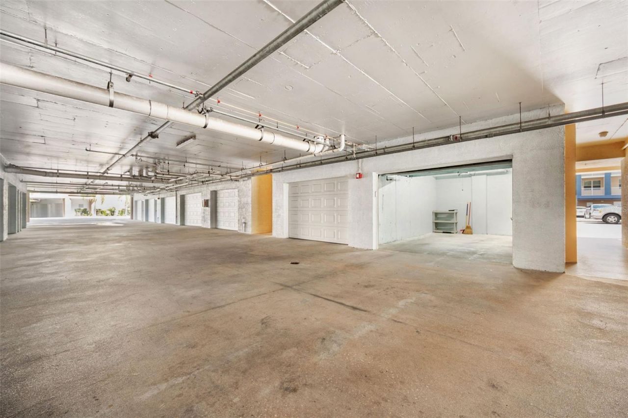 960 Starkey Road, Unit 8206, Largo, FL 33771 Photo