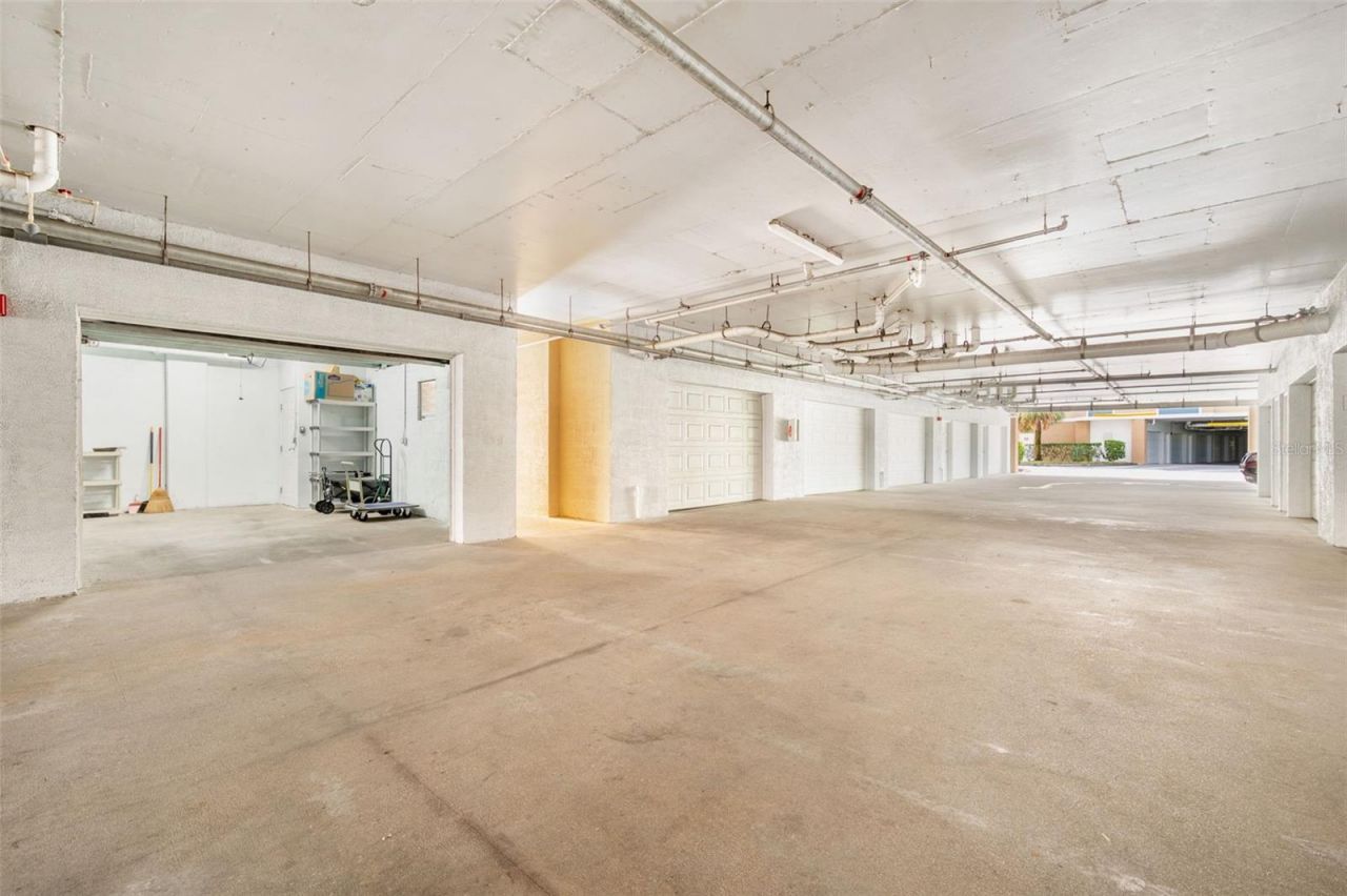 960 Starkey Road, Unit 8206, Largo, FL 33771 Photo