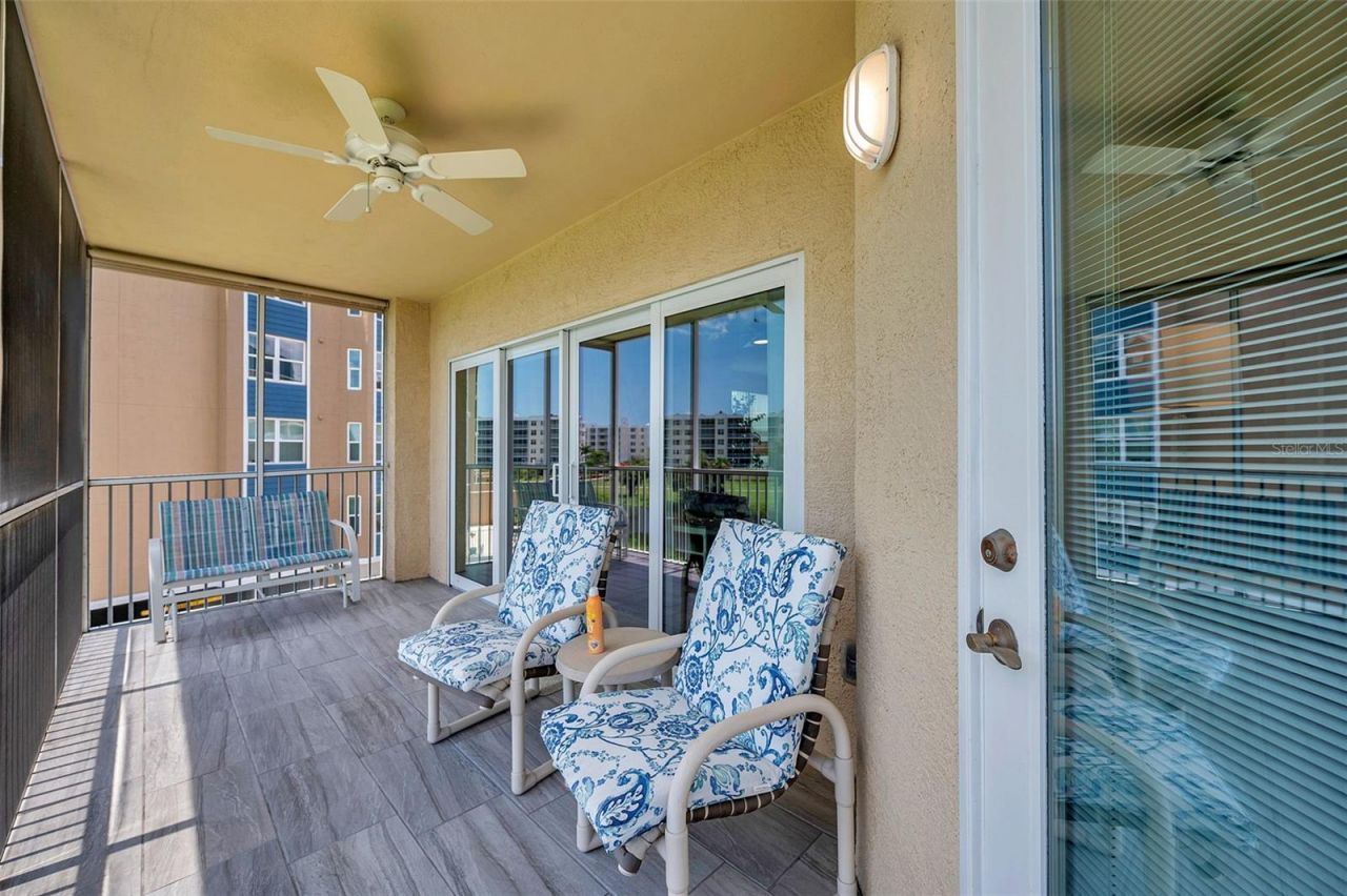 960 Starkey Road, Unit 8206, Largo, FL 33771 Photo