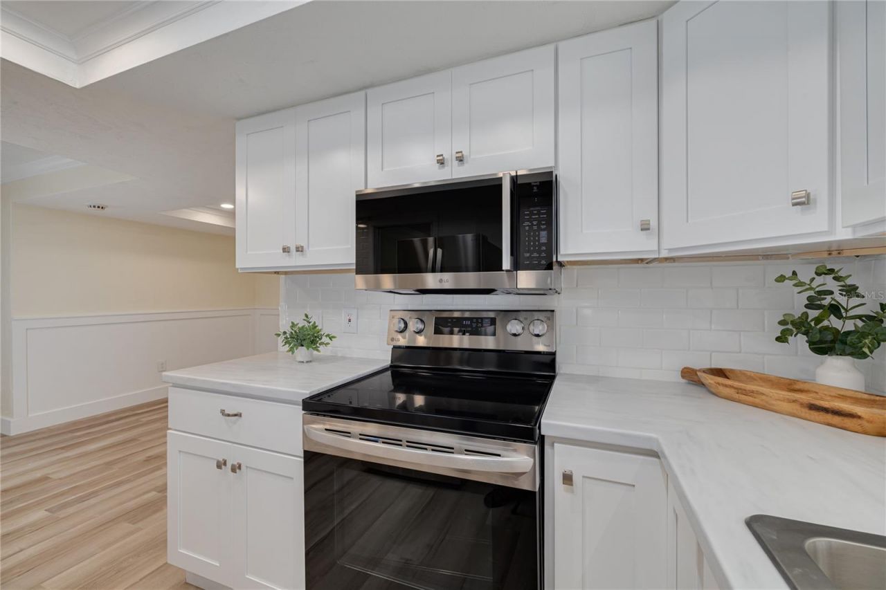 2370 Weymouth Drive, Clearwater, FL 33764 Photo