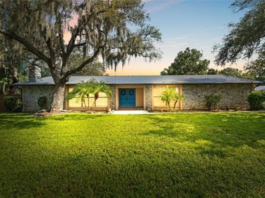 3011 LAKE ELLEN DRIVE, TAMPA, FL 33618