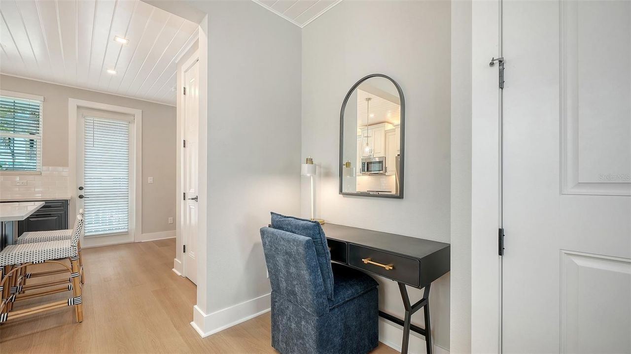 111 4th Street S, Bradenton Beach, FL 34217 Photo