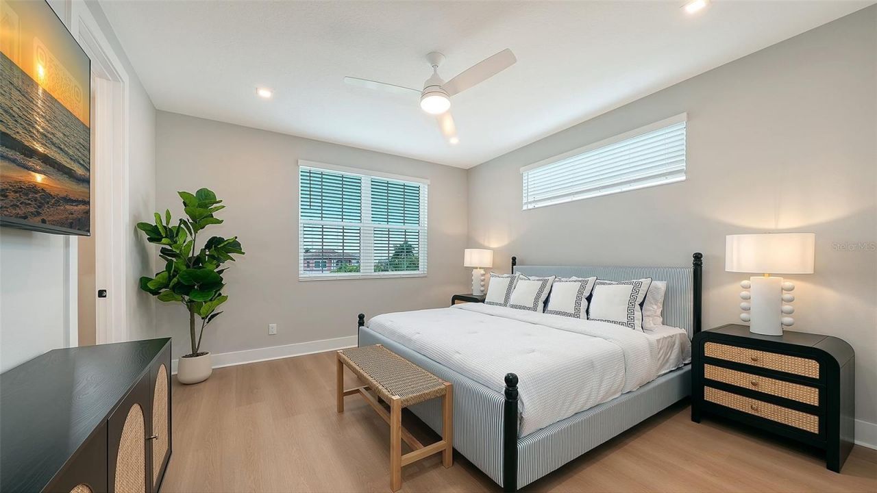 111 4th Street S, Bradenton Beach, FL 34217 Photo