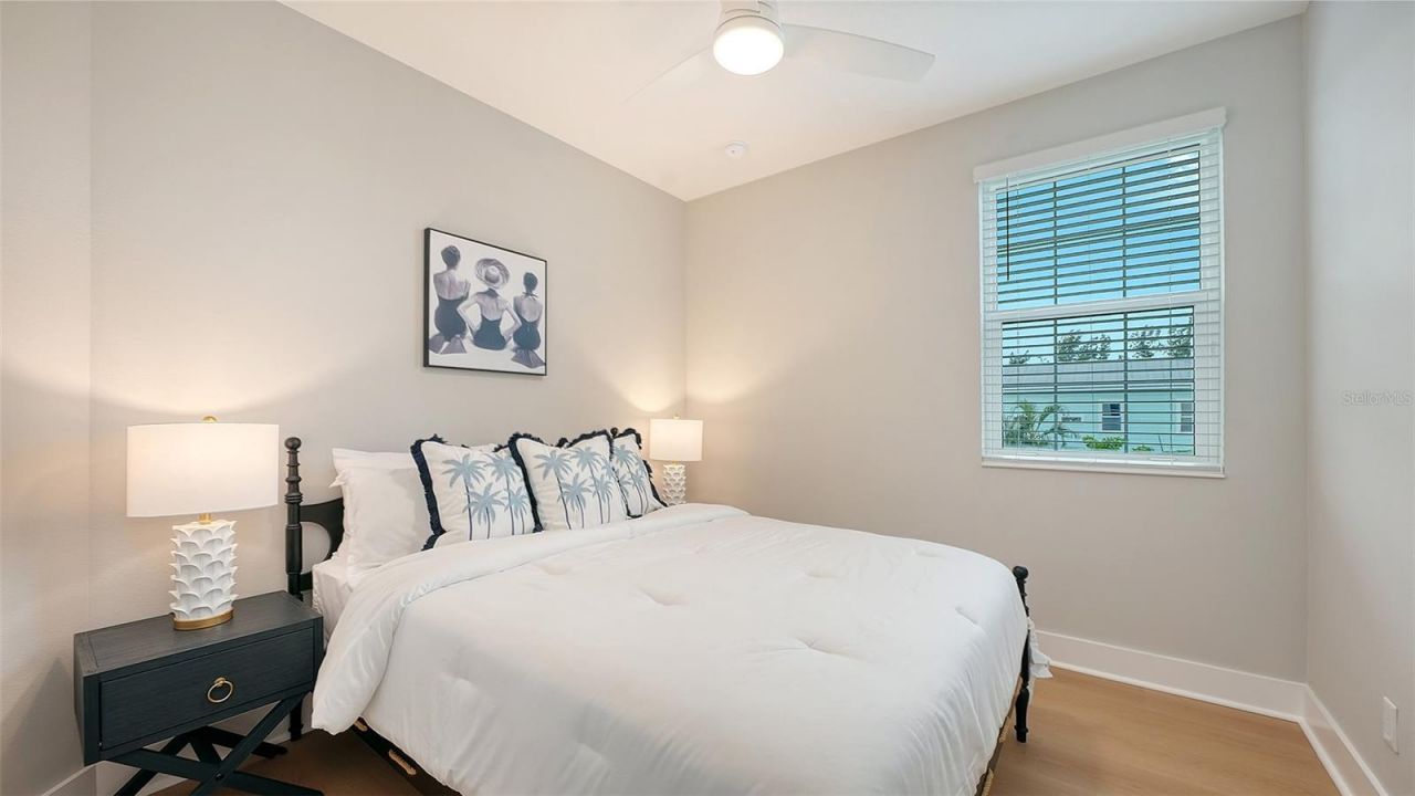 111 4th Street S, Bradenton Beach, FL 34217 Photo