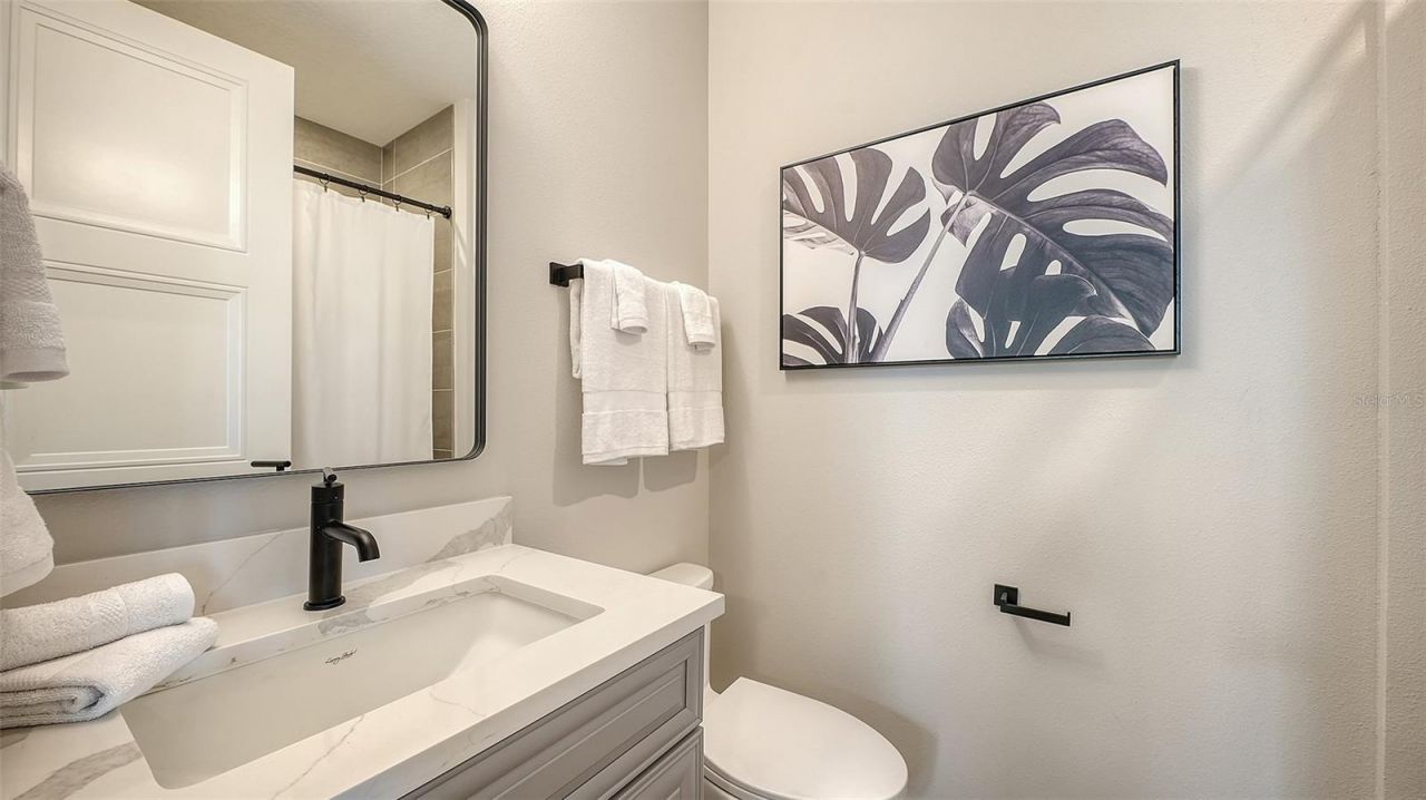 111 4th Street S, Bradenton Beach, FL 34217 Photo