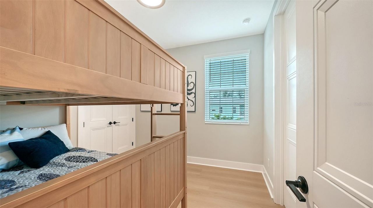 111 4th Street S, Bradenton Beach, FL 34217 Photo