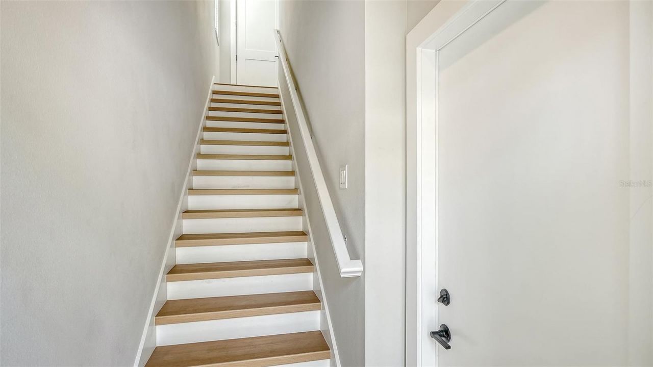 111 4th Street S, Bradenton Beach, FL 34217 Photo