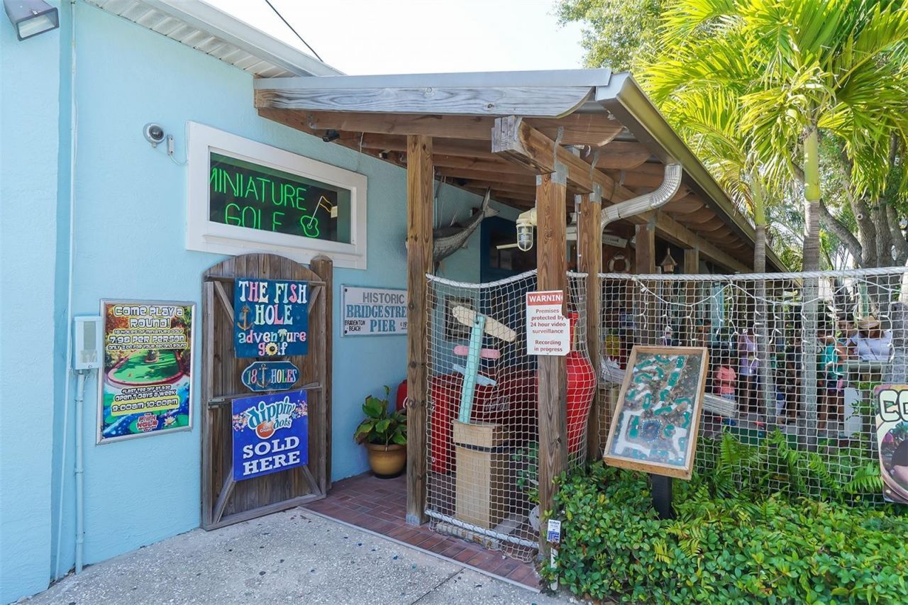 111 4th Street S, Bradenton Beach, FL 34217 Photo