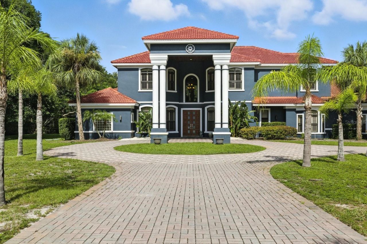 2555 Bryan Lane, Tarpon Springs, FL 34688 Main Photo