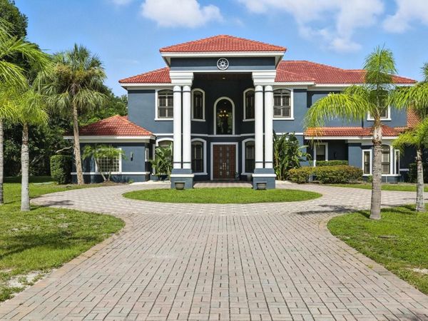 2555 BRYAN LANE, TARPON SPRINGS, FL 34688