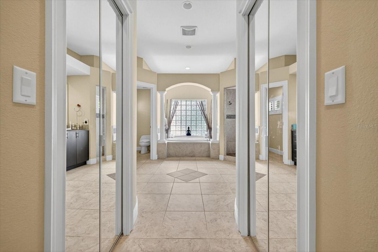 2555 Bryan Lane, Tarpon Springs, FL 34688 Photo