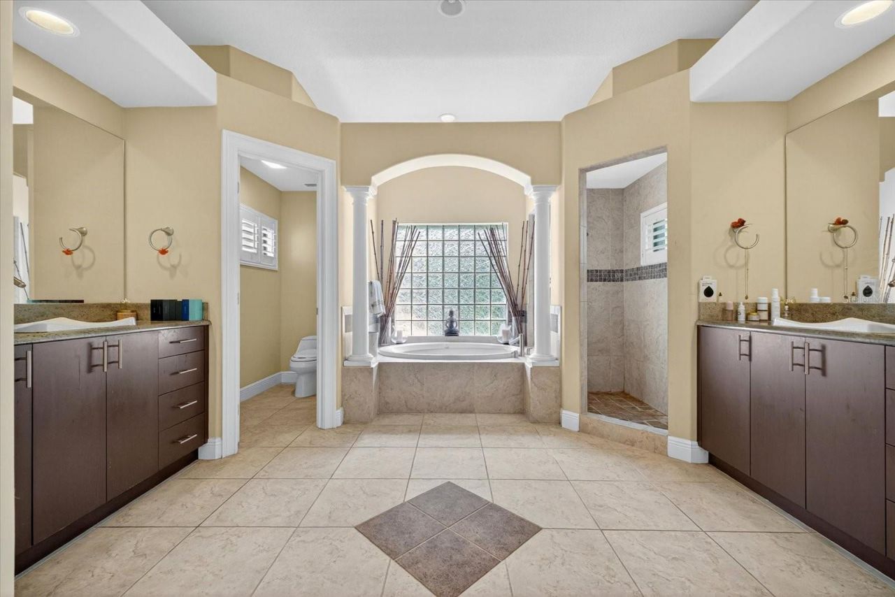 2555 Bryan Lane, Tarpon Springs, FL 34688 Photo