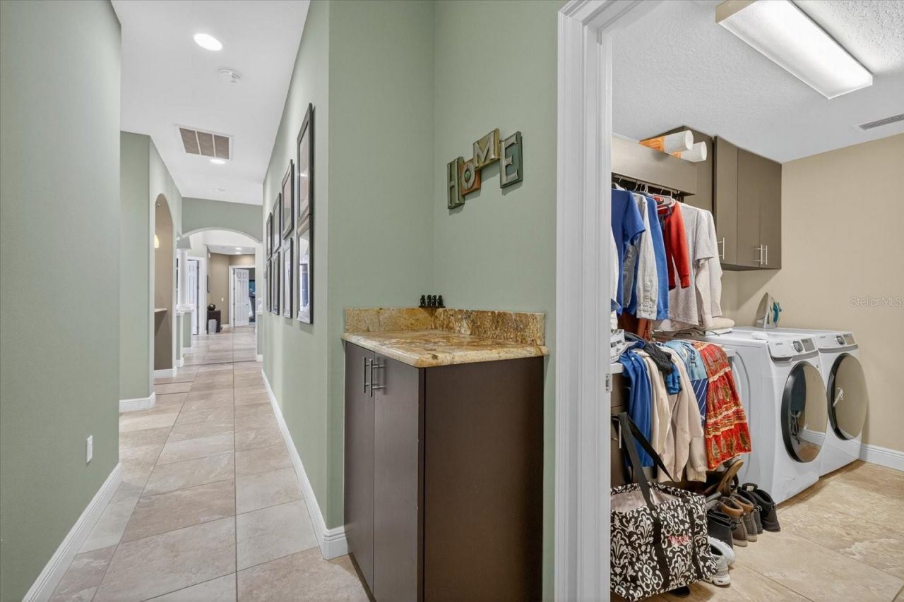 2555 Bryan Lane, Tarpon Springs, FL 34688 Photo