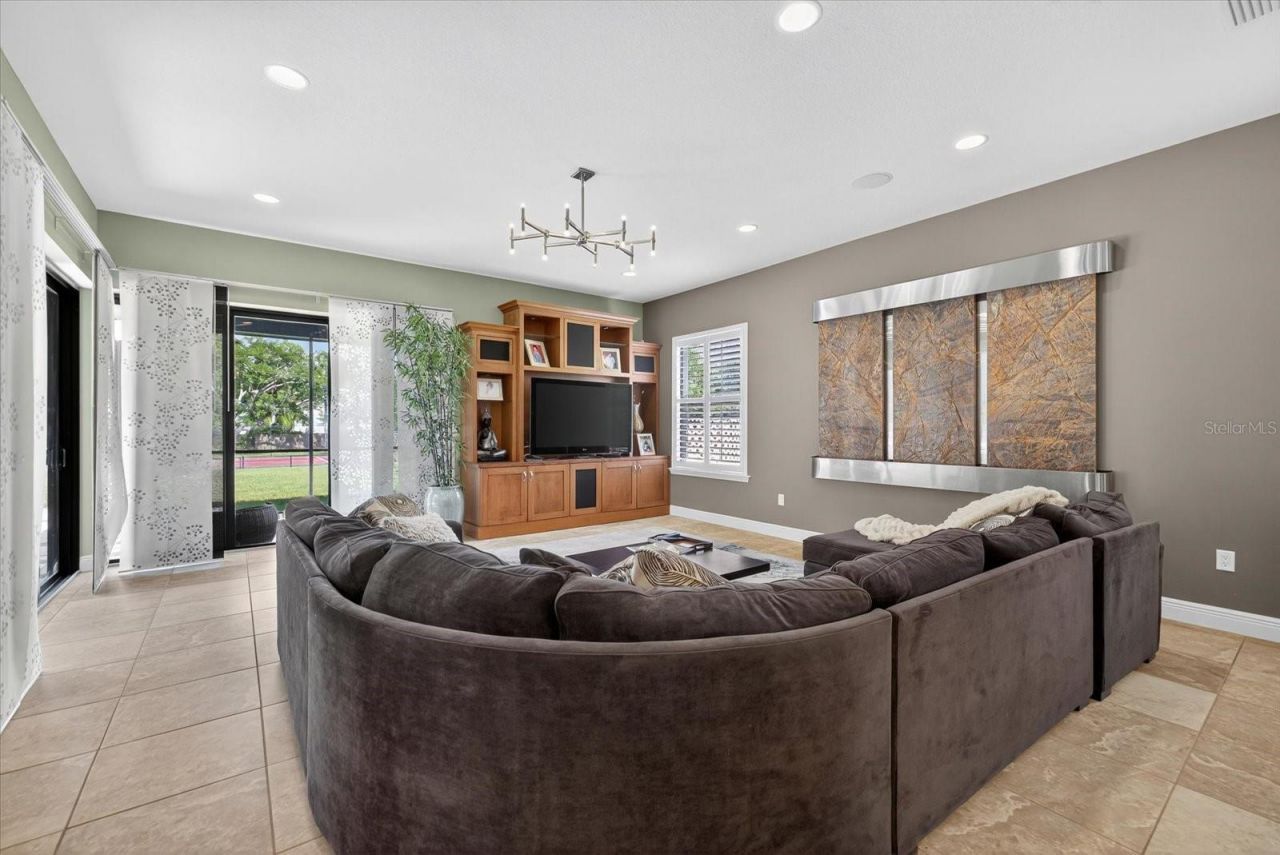 2555 Bryan Lane, Tarpon Springs, FL 34688 Photo